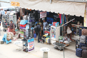 Traders-sell-their-wares-at-the-Gulf-complex-in-downtown-Harare-1
